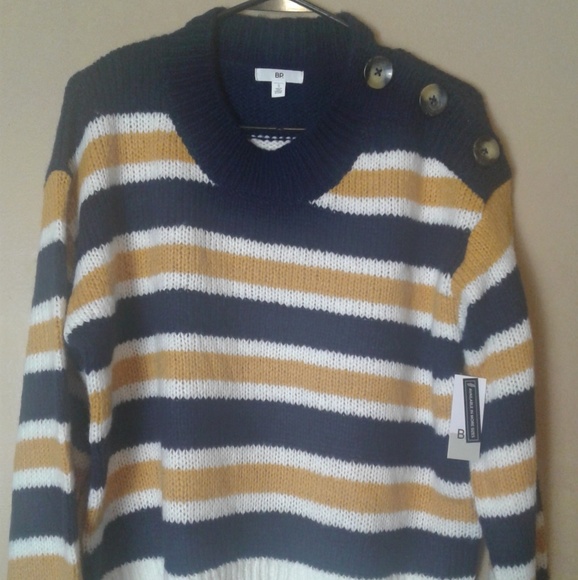 Women's sweater - Picture 7 of 8